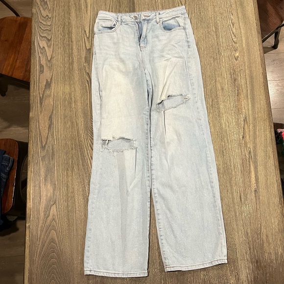 So Super High Rise Wide Leg Jeans Distressed Denim Light Wash Juniors Size 9 - Picture 1 of 11